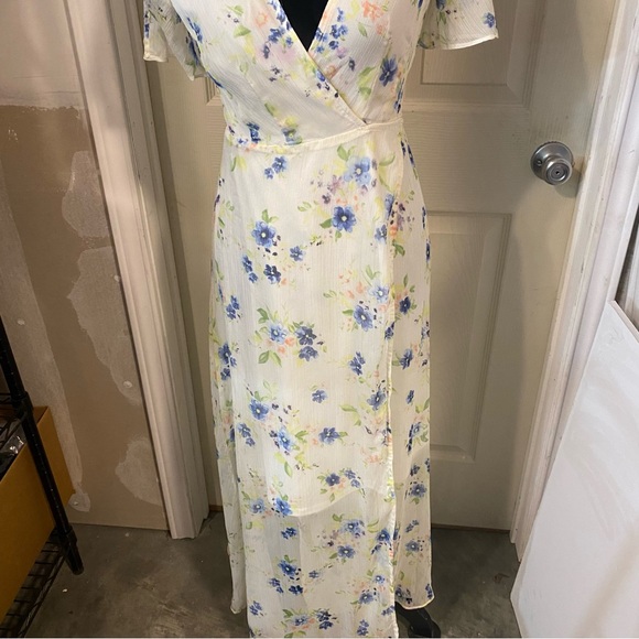 Altar’d  State Maxi Floral Wrap Dress in White womens Small white short sleeve - Picture 5 of 13